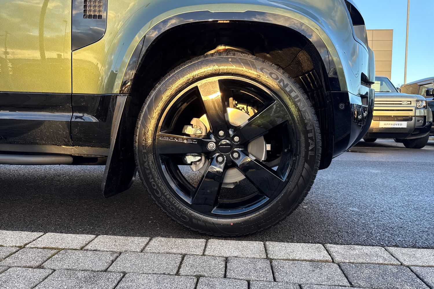 Used Land Rover Defender 110 2026 for sale - 78122406: Photo 8