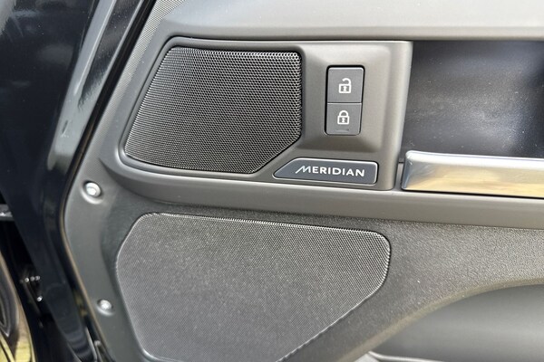 Used Land Rover Defender 110 2025 for sale - 75787728: Photo 27