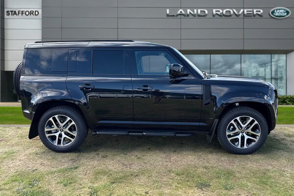 Used Land Rover Defender 110 2025 for sale - 75787728: Photo 5