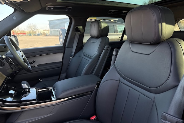 Used Land Rover Range Rover Sport 2025 for sale - 74130563: Photo 11