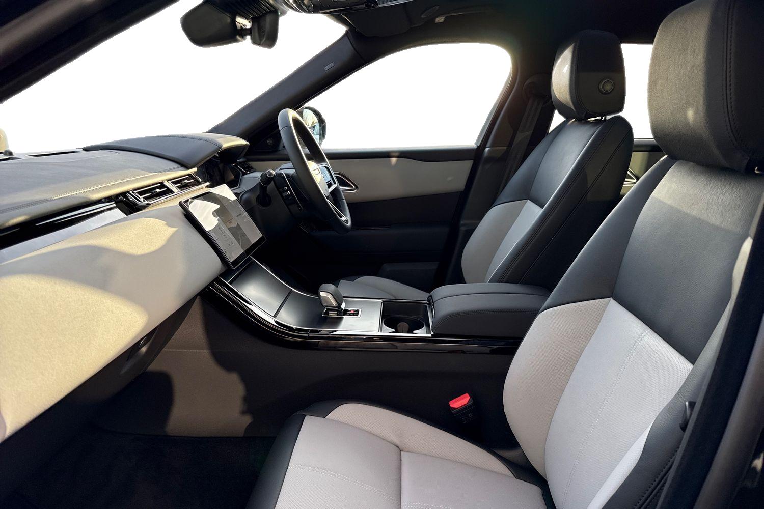 Used Land Rover Range Rover Velar 2026 for sale - 77348337: Photo 3