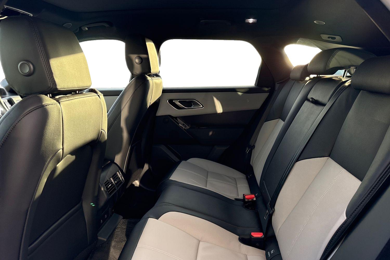 Used Land Rover Range Rover Velar 2026 for sale - 77348337: Photo 4