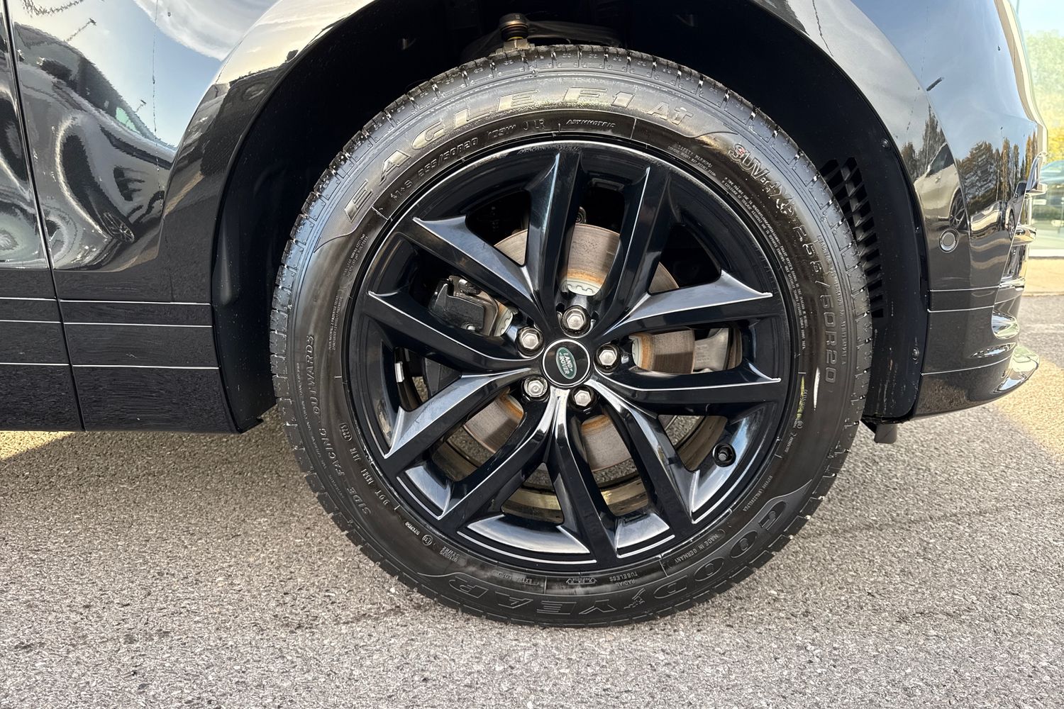 Used Land Rover Range Rover Velar 2026 for sale - 77348337: Photo 8