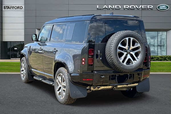 Used Land Rover Defender 110 2025 for sale - 75524925: Photo 2
