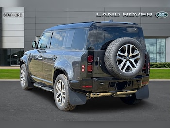 Used Land Rover Defender 110 2025 for sale - 75524925: Photo