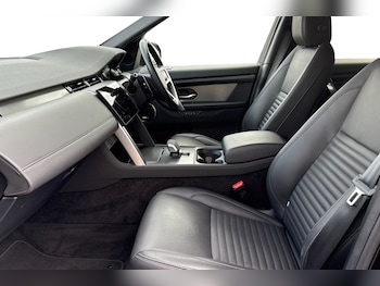 Used Land Rover Discovery Sport 2023 for sale - 75203729: Photo