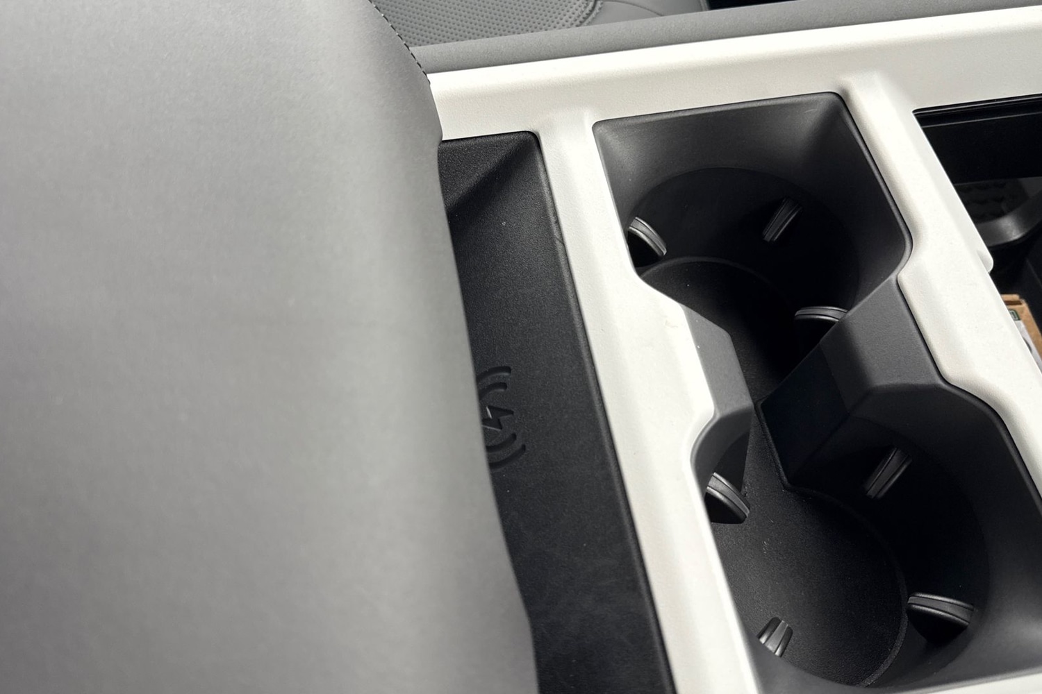 Used Land Rover Defender 2025 for sale - 77282258: Photo 43