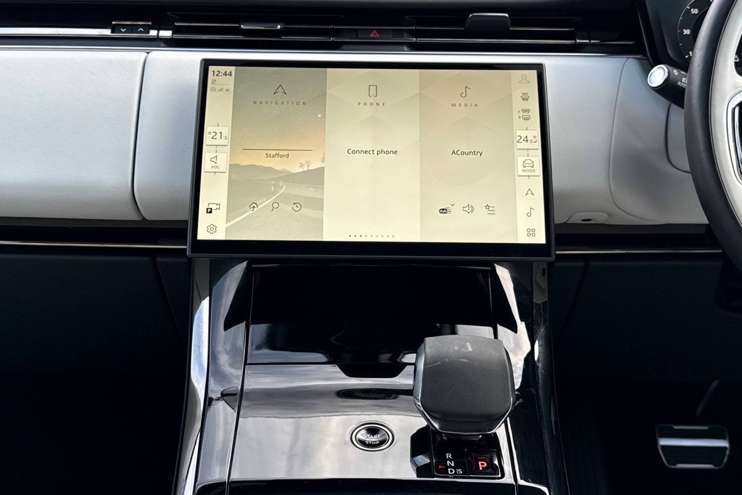 Used Land Rover Range Rover Sport 2024 for sale - 76636944: Photo 15