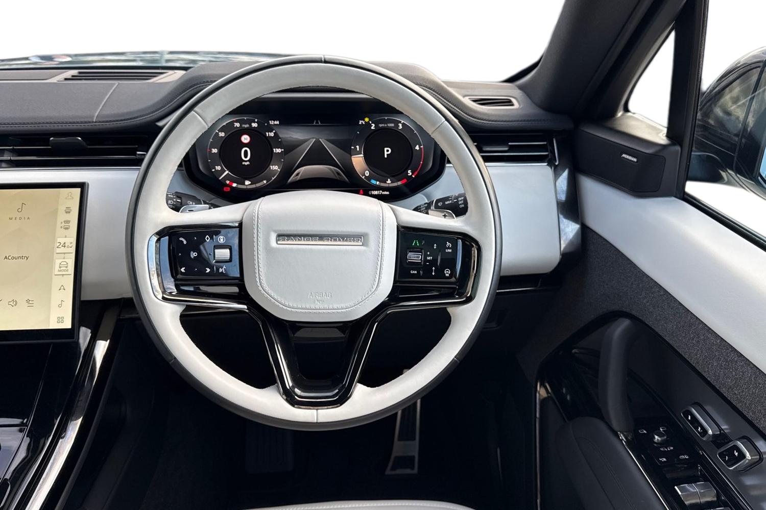 Used Land Rover Range Rover Sport 2024 for sale - 76636944: Photo 16