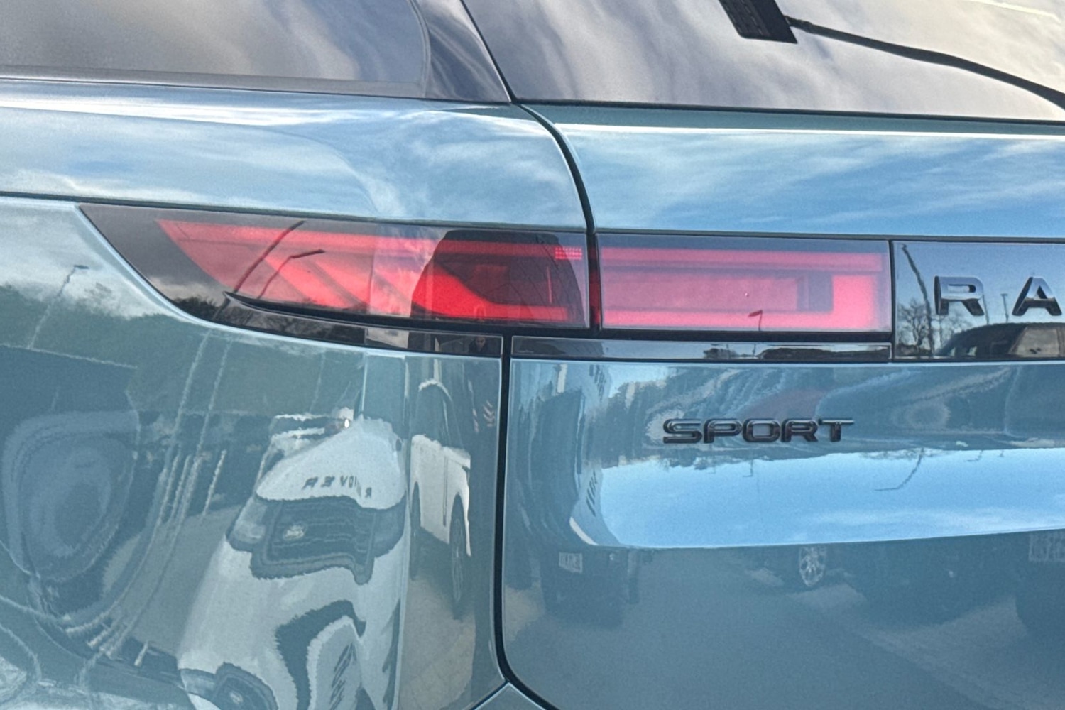 Used Land Rover Range Rover Sport 2024 for sale - 76636944: Photo 20