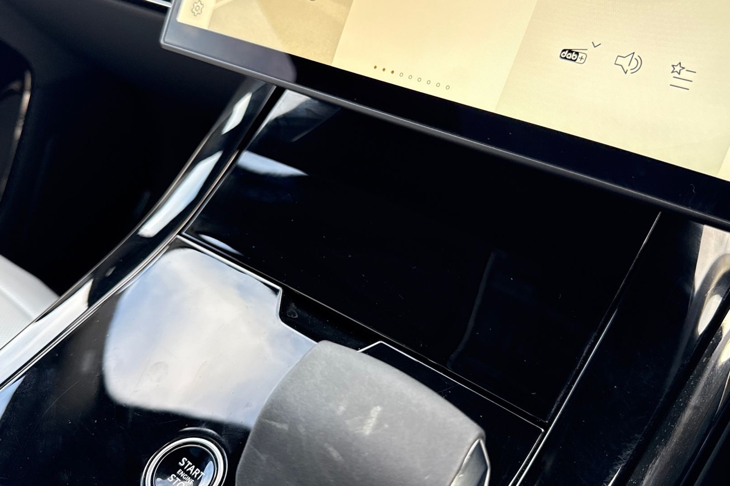 Used Land Rover Range Rover Sport 2024 for sale - 76636944: Photo 43