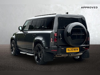 Used Land Rover Defender 110 2023 for sale - 79297515: Photo