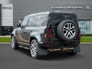 Used Land Rover Defender 110 2025 for sale - 75525086: Photo