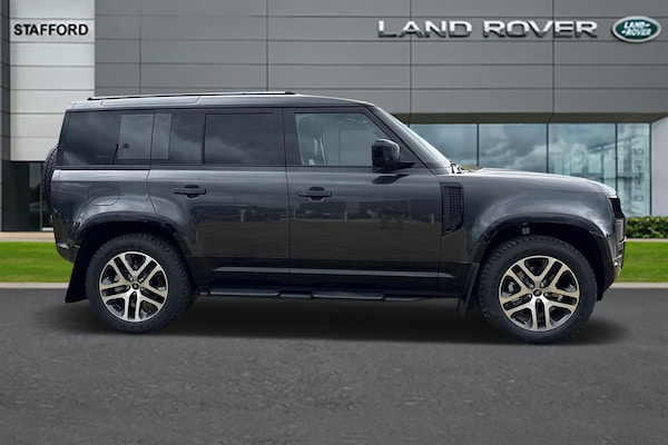 Used Land Rover Defender 110 2025 for sale - 75525086: Photo 5