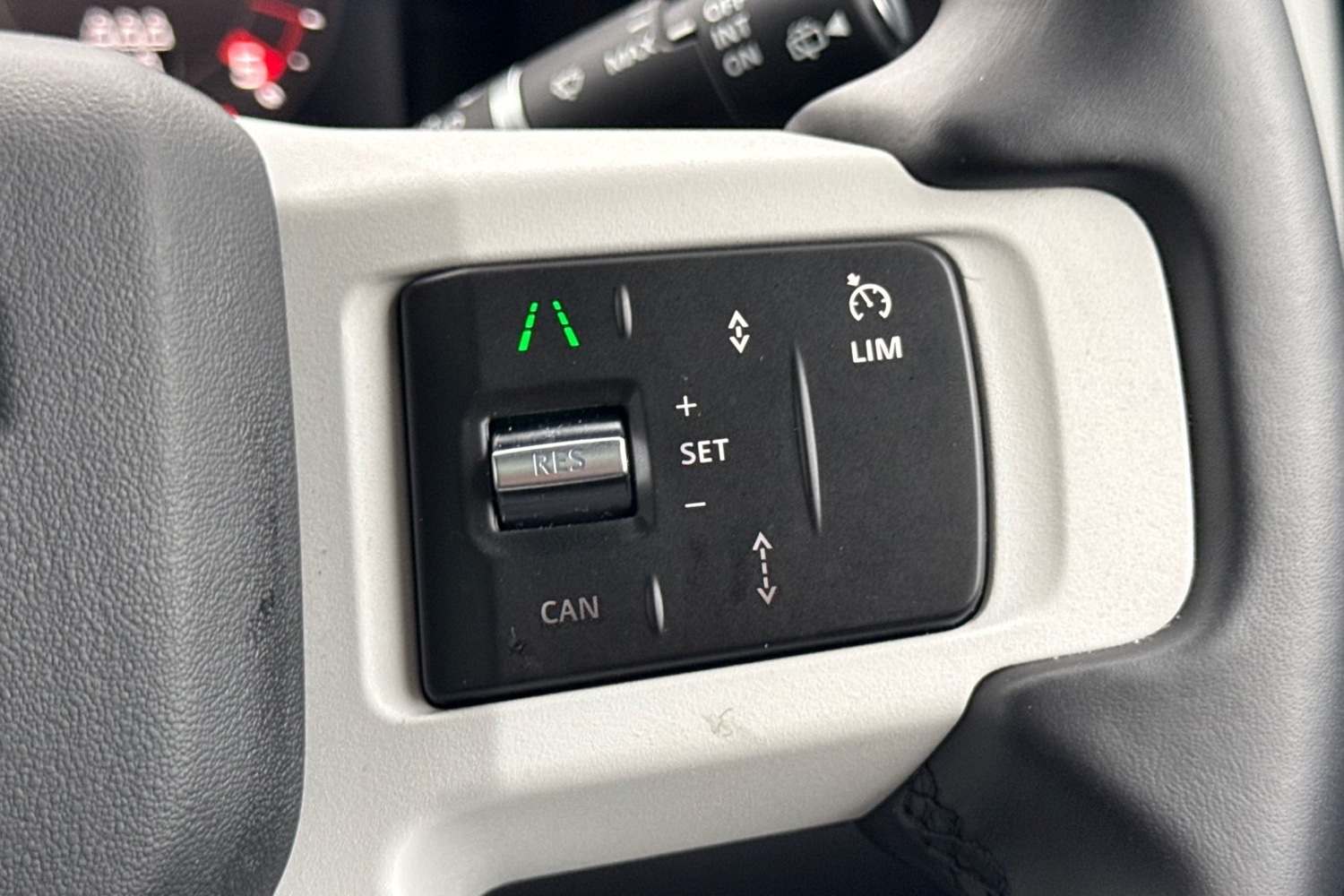 Used Land Rover Defender 2025 for sale - 77415347: Photo 34