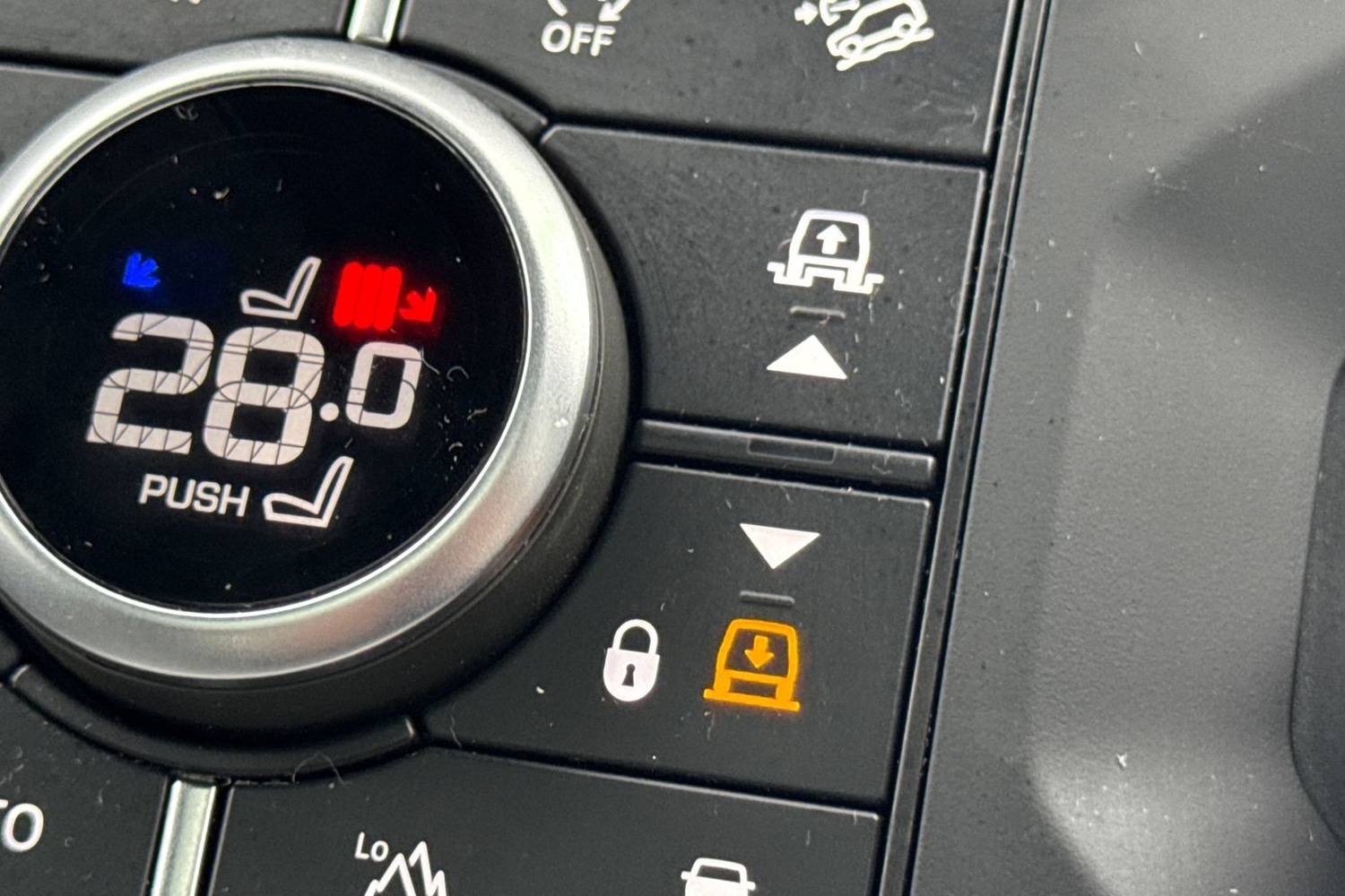 Used Land Rover Defender 2025 for sale - 77415347: Photo 44