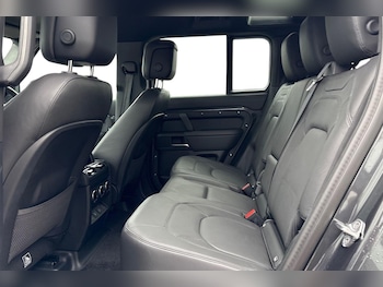 Used Land Rover Defender 2025 for sale - 77415347: Photo