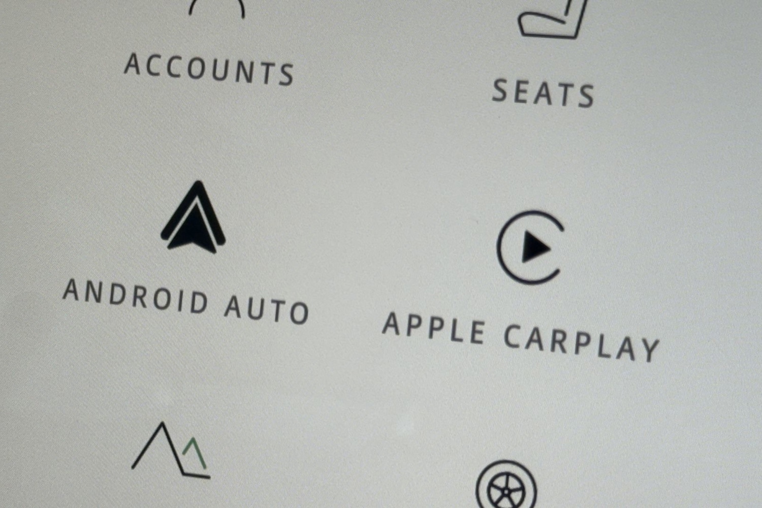 Used Land Rover Defender 90 2025 for sale - 76649216: Photo 34