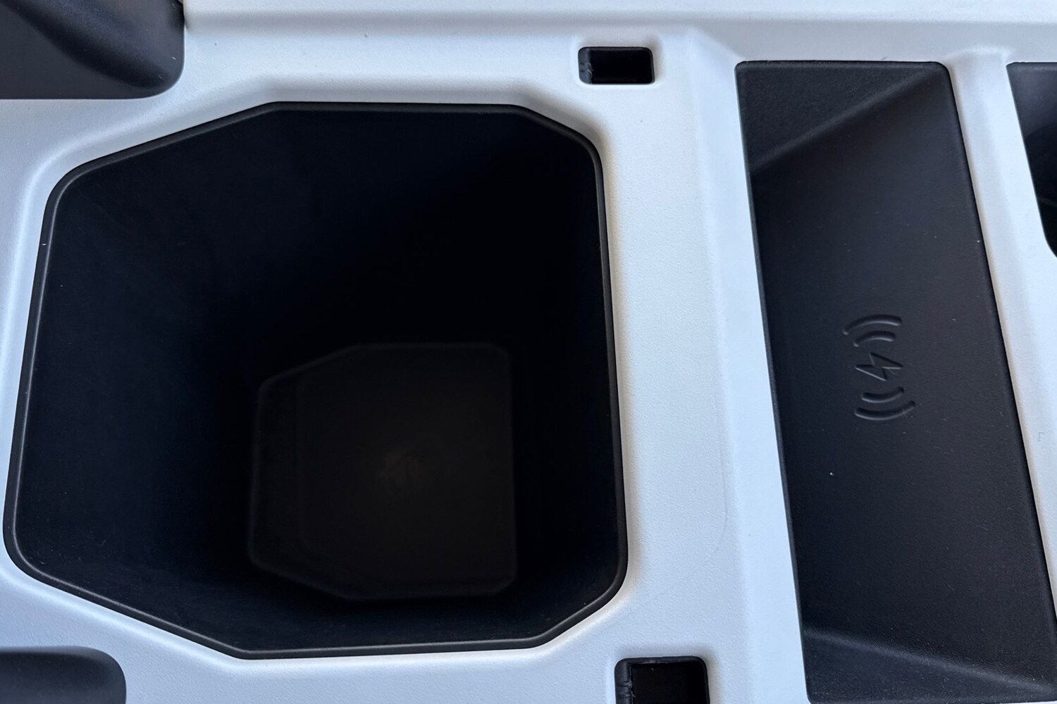 Used Land Rover Defender 90 2025 for sale - 76649216: Photo 43