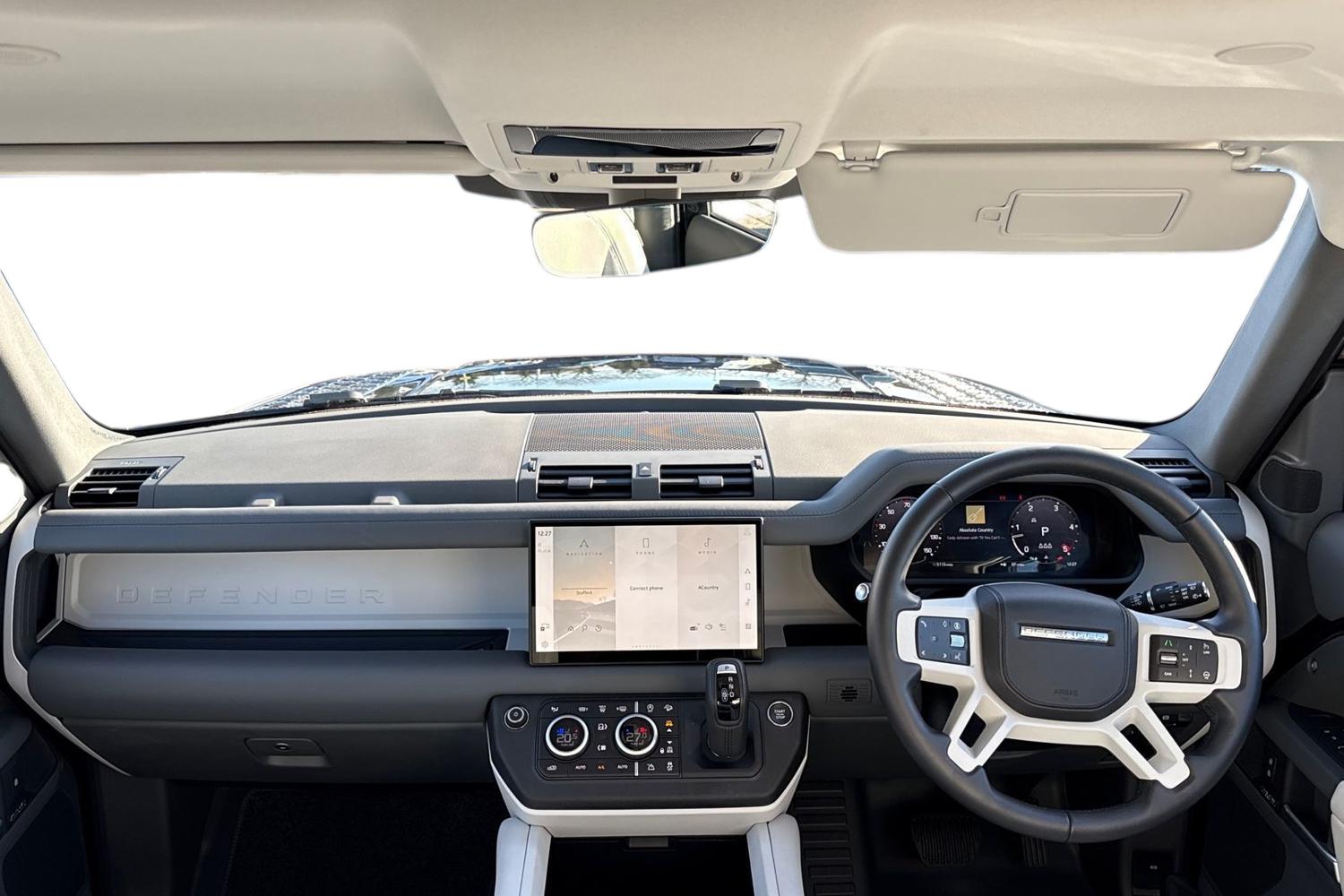 Used Land Rover Defender 90 2025 for sale - 76649216: Photo 9