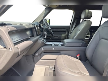 Used Land Rover Defender 110 2025 for sale - 75525077: Photo