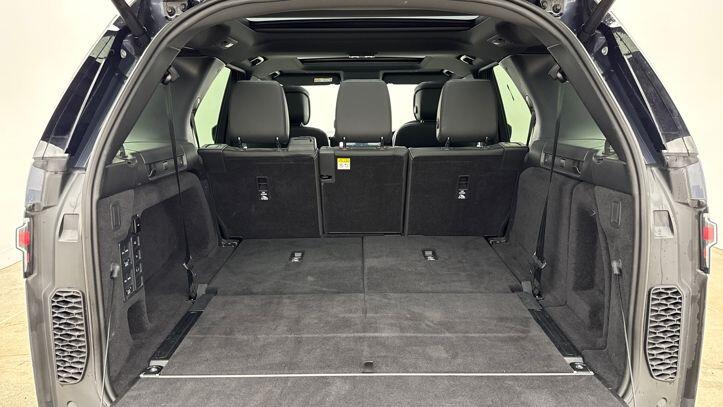 Used Land Rover Discovery 2025 for sale - 77620530: Photo 11