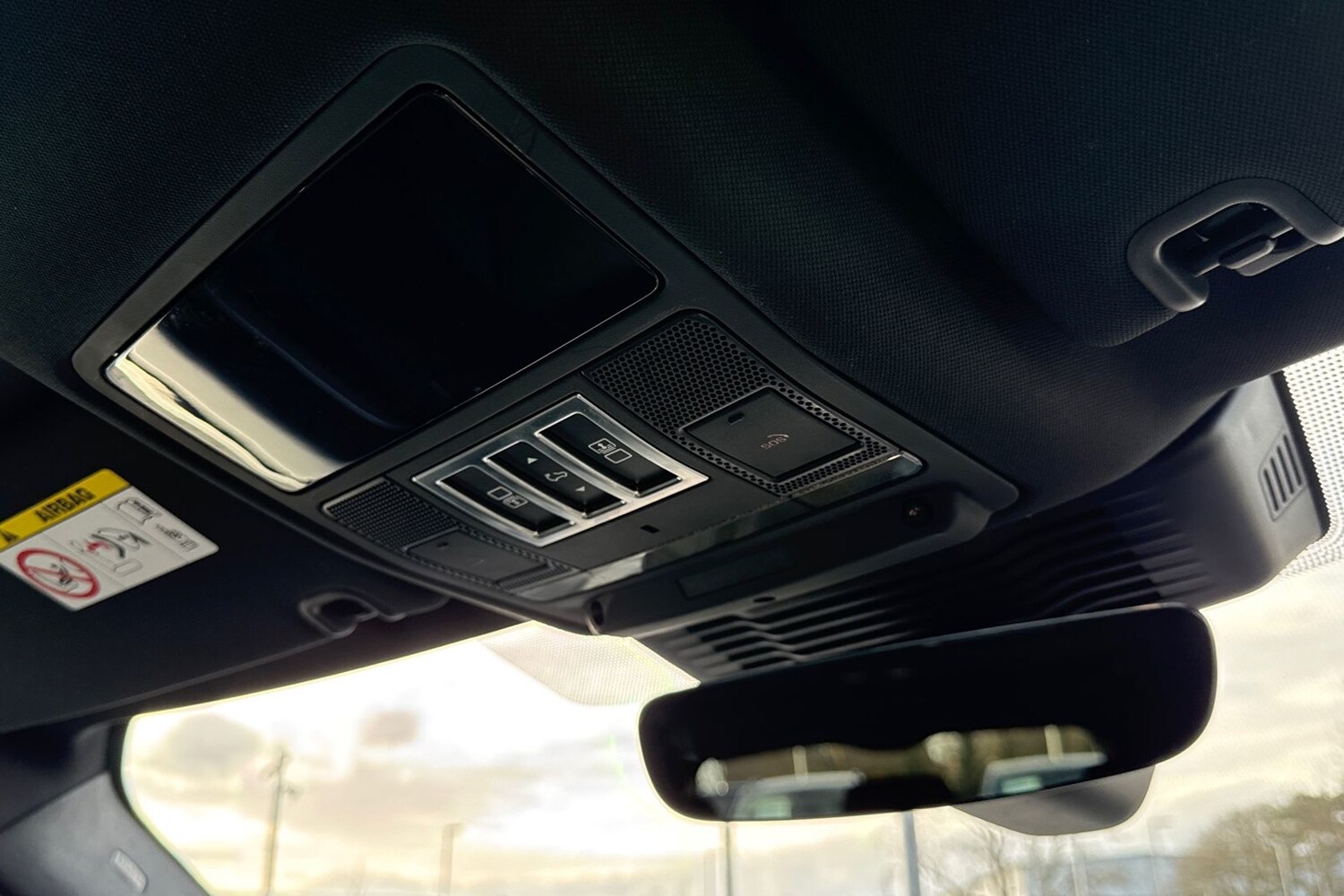 Used Land Rover Discovery 2025 for sale - 77620530: Photo 24