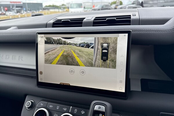 Used Land Rover Defender 110 2025 for sale - 75787251: Photo 35