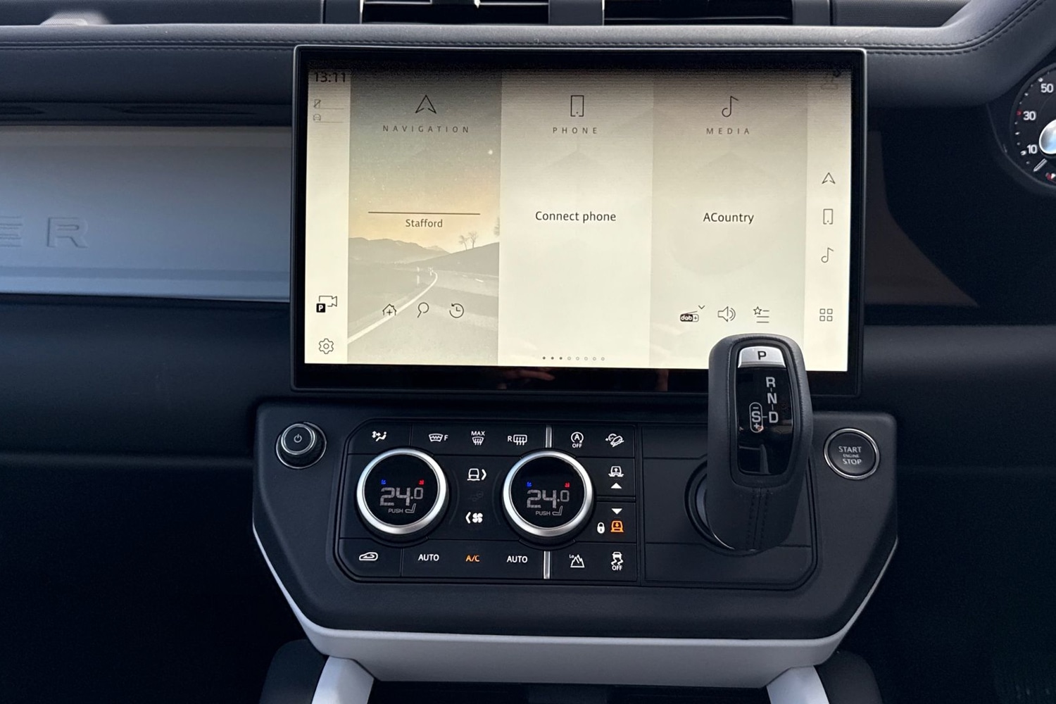 Used Land Rover Defender 90 2026 for sale - 77236051: Photo 14