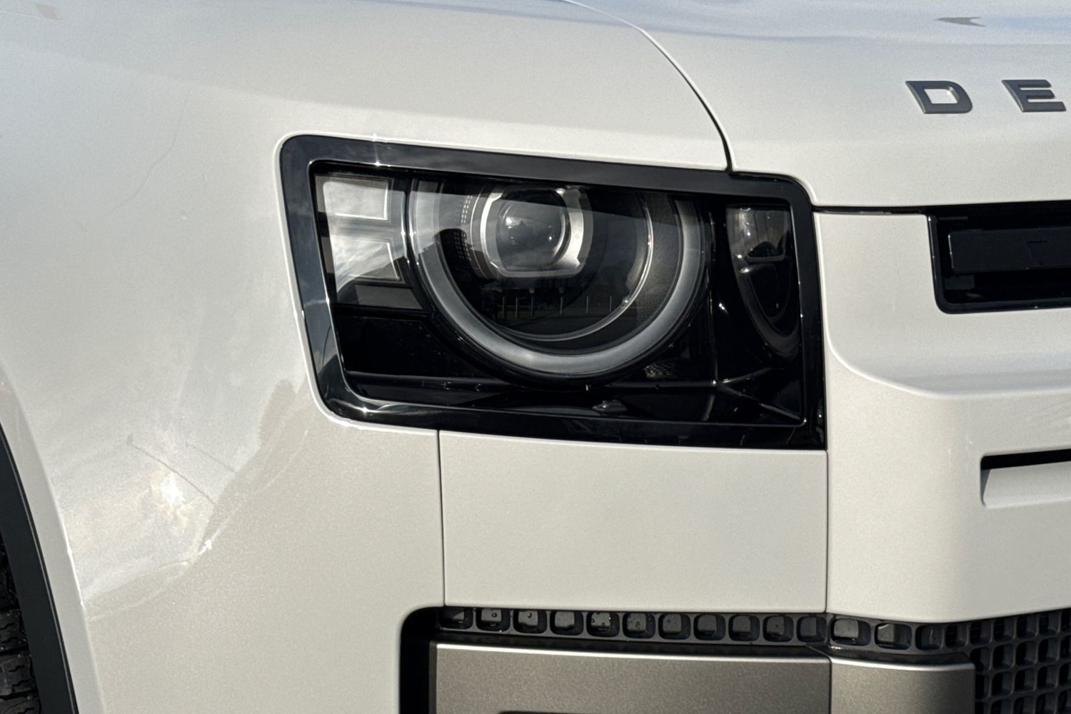 Used Land Rover Defender 90 2026 for sale - 77236051: Photo 17