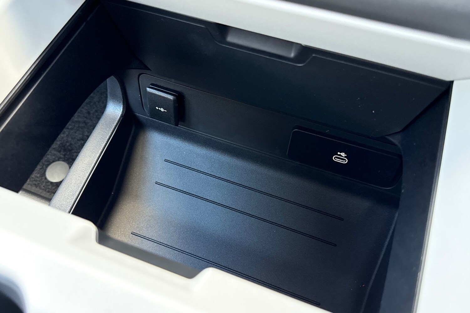 Used Land Rover Defender 90 2026 for sale - 77236051: Photo 44