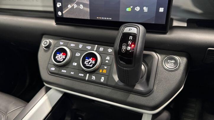 Used Land Rover Defender 110 2024 for sale - 77199641: Photo 14