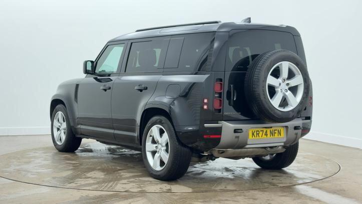 Used Land Rover Defender 110 2024 for sale - 77199641: Photo 2