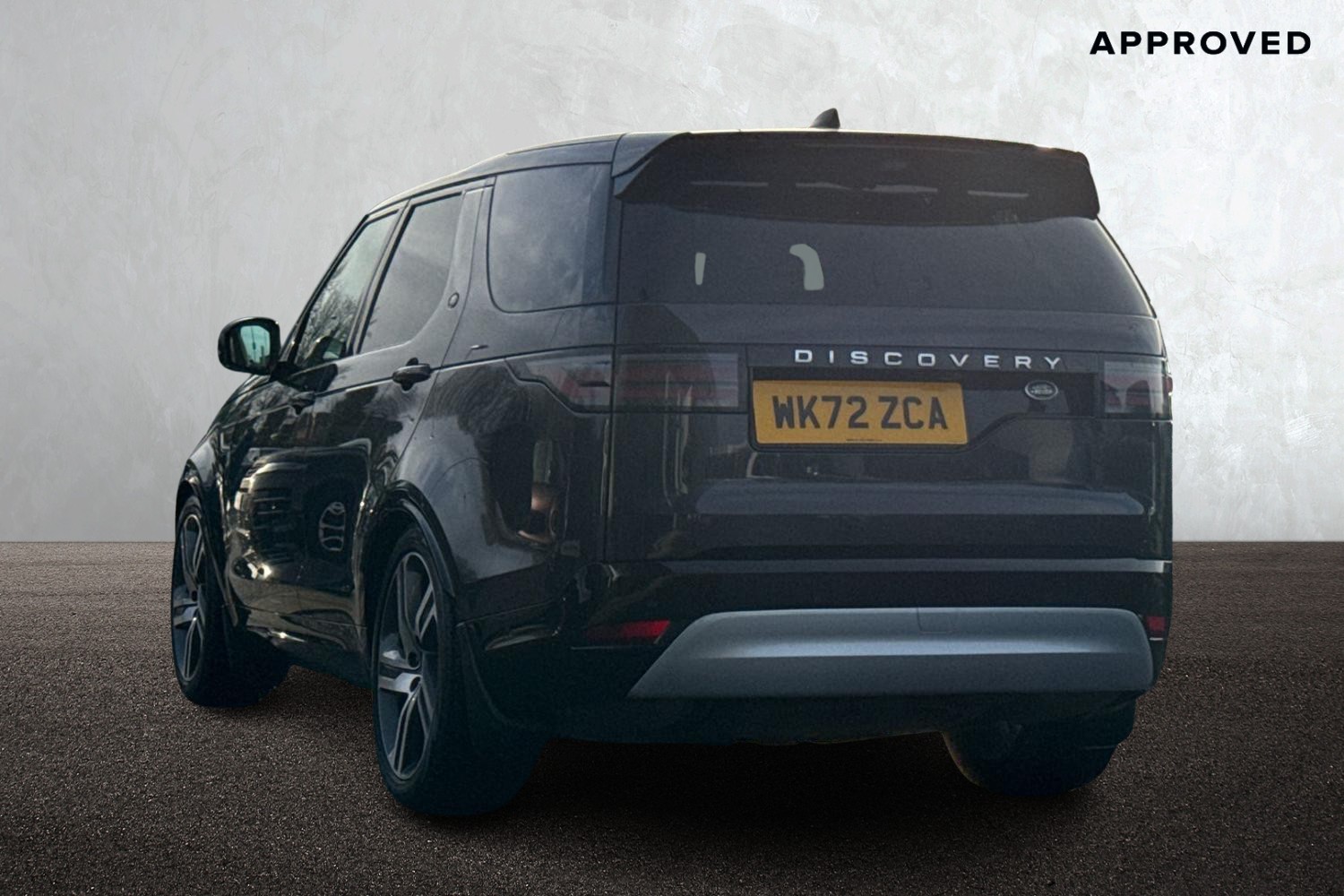 Used Land Rover Discovery 2023 for sale - 76961575: Photo 2