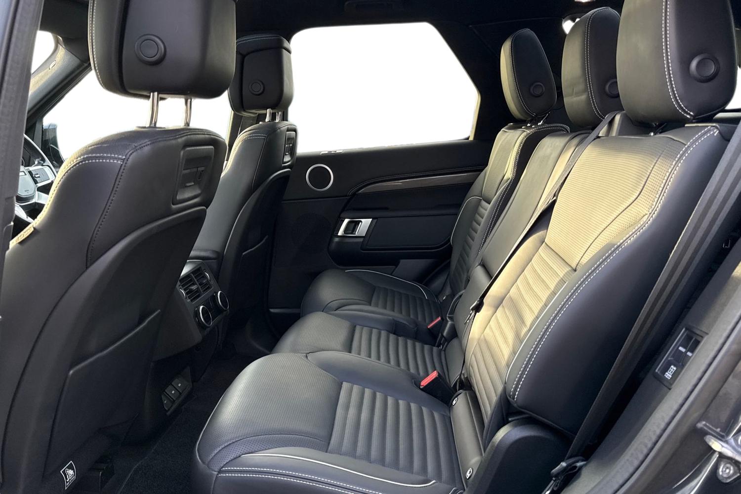 Used Land Rover Discovery 2023 for sale - 76961575: Photo 4