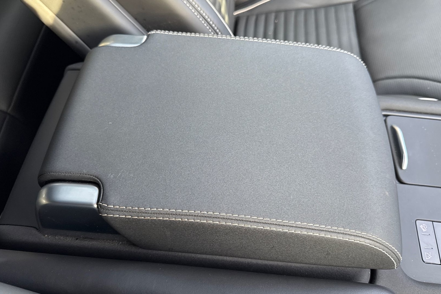 Used Land Rover Discovery 2023 for sale - 76961575: Photo 48