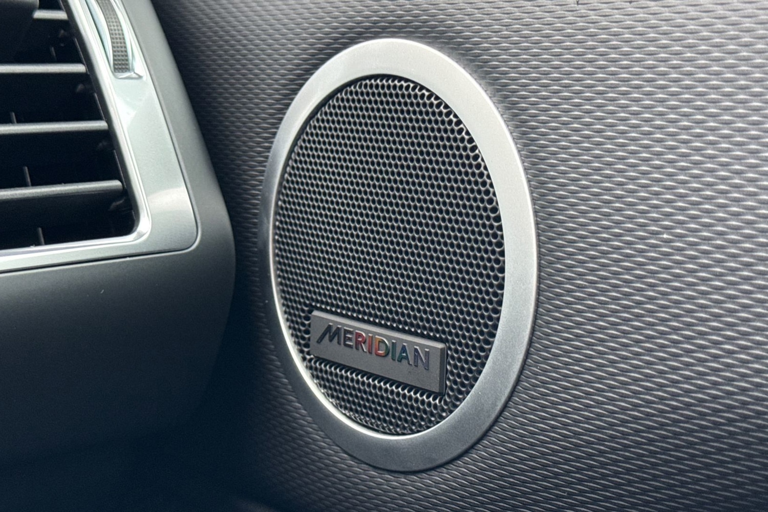 Used Land Rover Discovery 2026 for sale - 77520315: Photo 24