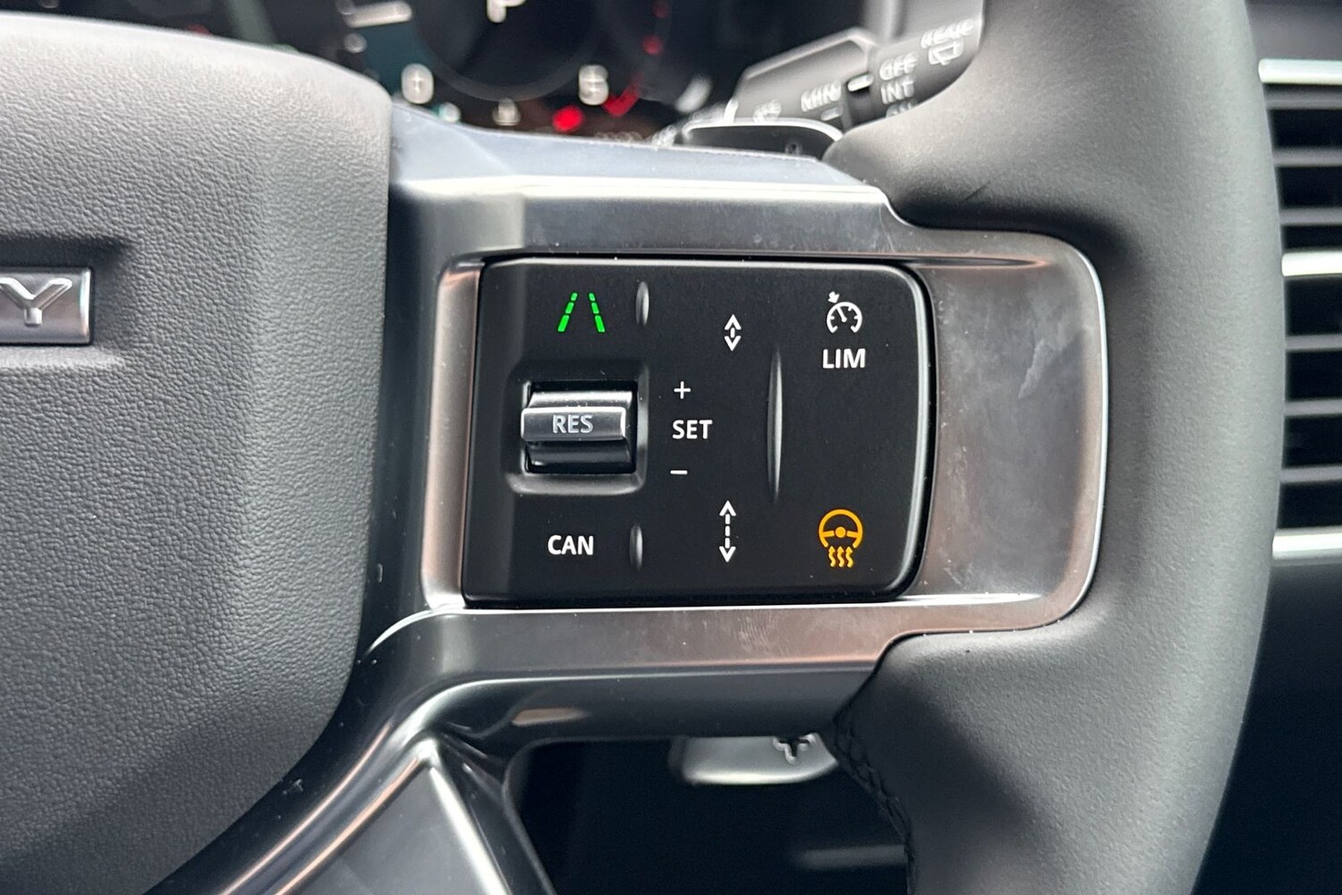 Used Land Rover Discovery 2026 for sale - 77520315: Photo 31