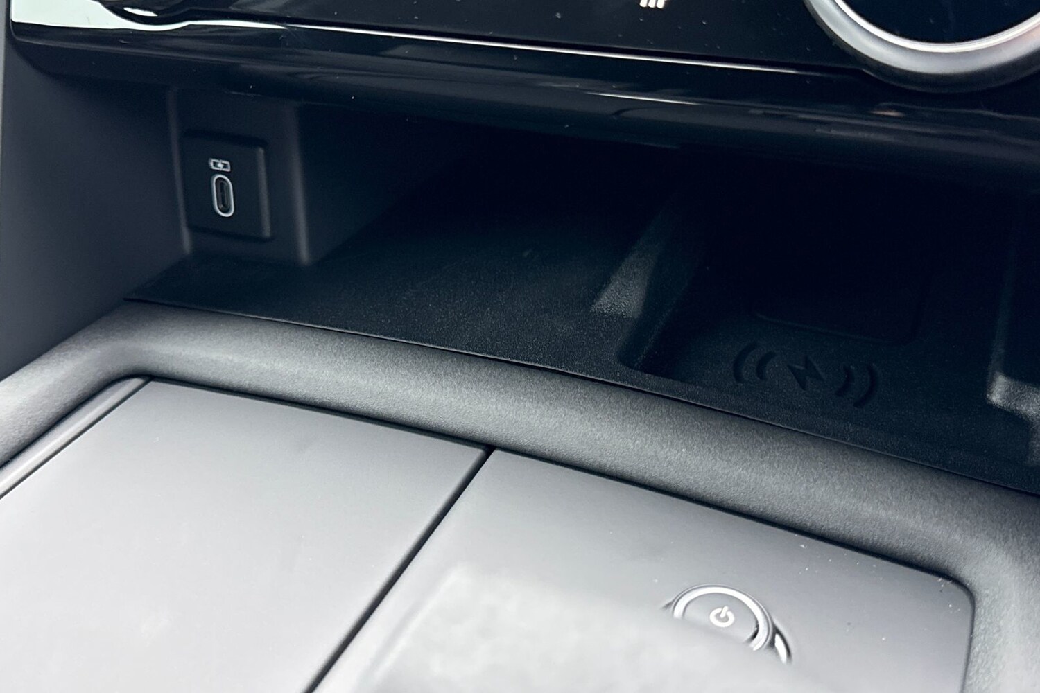 Used Land Rover Discovery 2026 for sale - 77520315: Photo 43