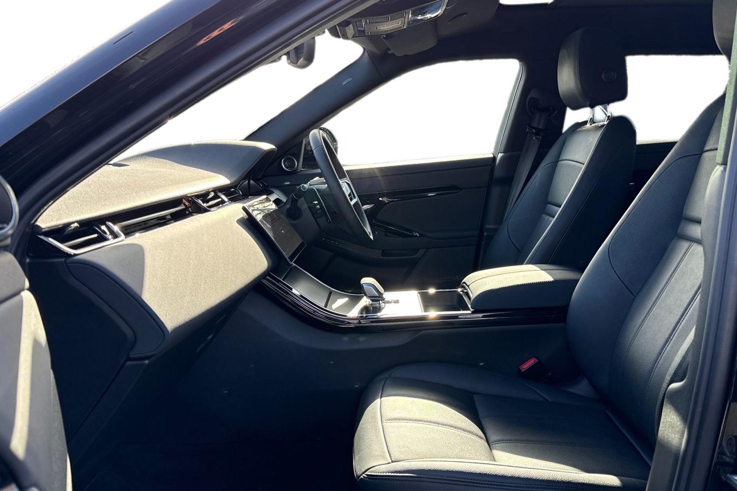 Used Land Rover Range Rover Evoque 2025 for sale - 77919492: Photo 3