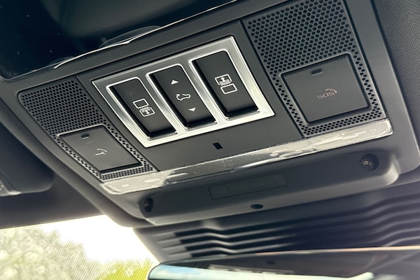 Used Land Rover Discovery 2025 for sale - 75787744: Photo 34