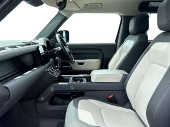 Used Land Rover Defender 90 2024 for sale - 75006749: Photo