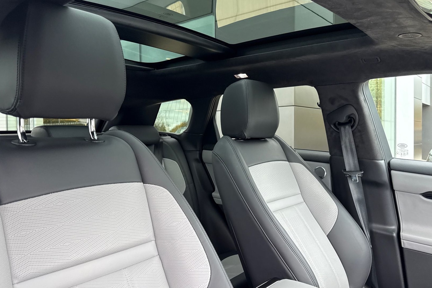 Used Land Rover Range Rover Evoque 2024 for sale - 76461022: Photo 22