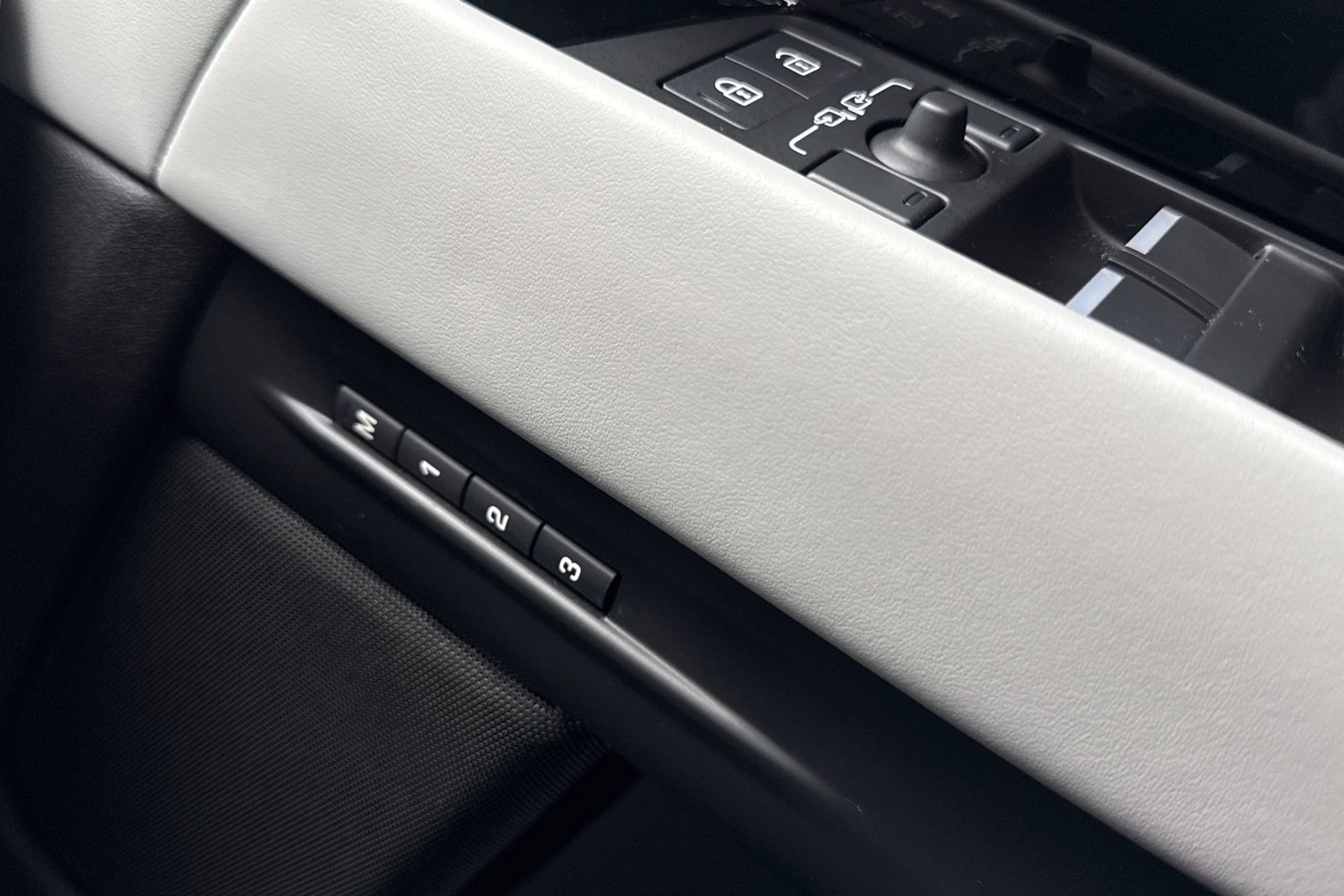 Used Land Rover Range Rover Evoque 2024 for sale - 76461022: Photo 26