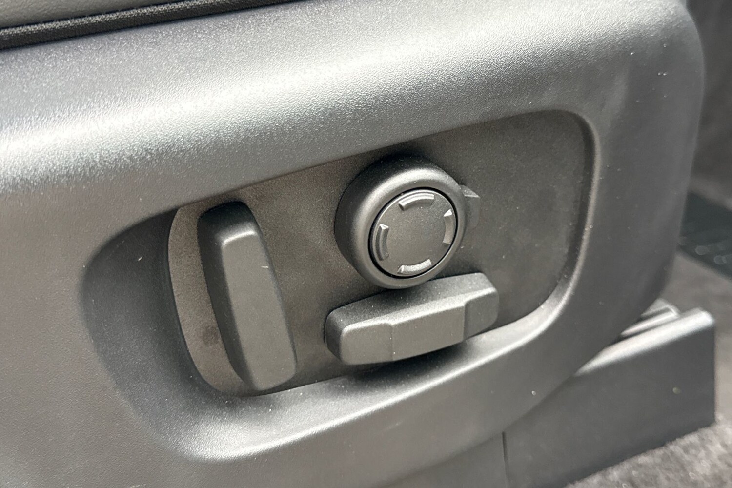 Used Land Rover Discovery 2024 for sale - 77451065: Photo 34