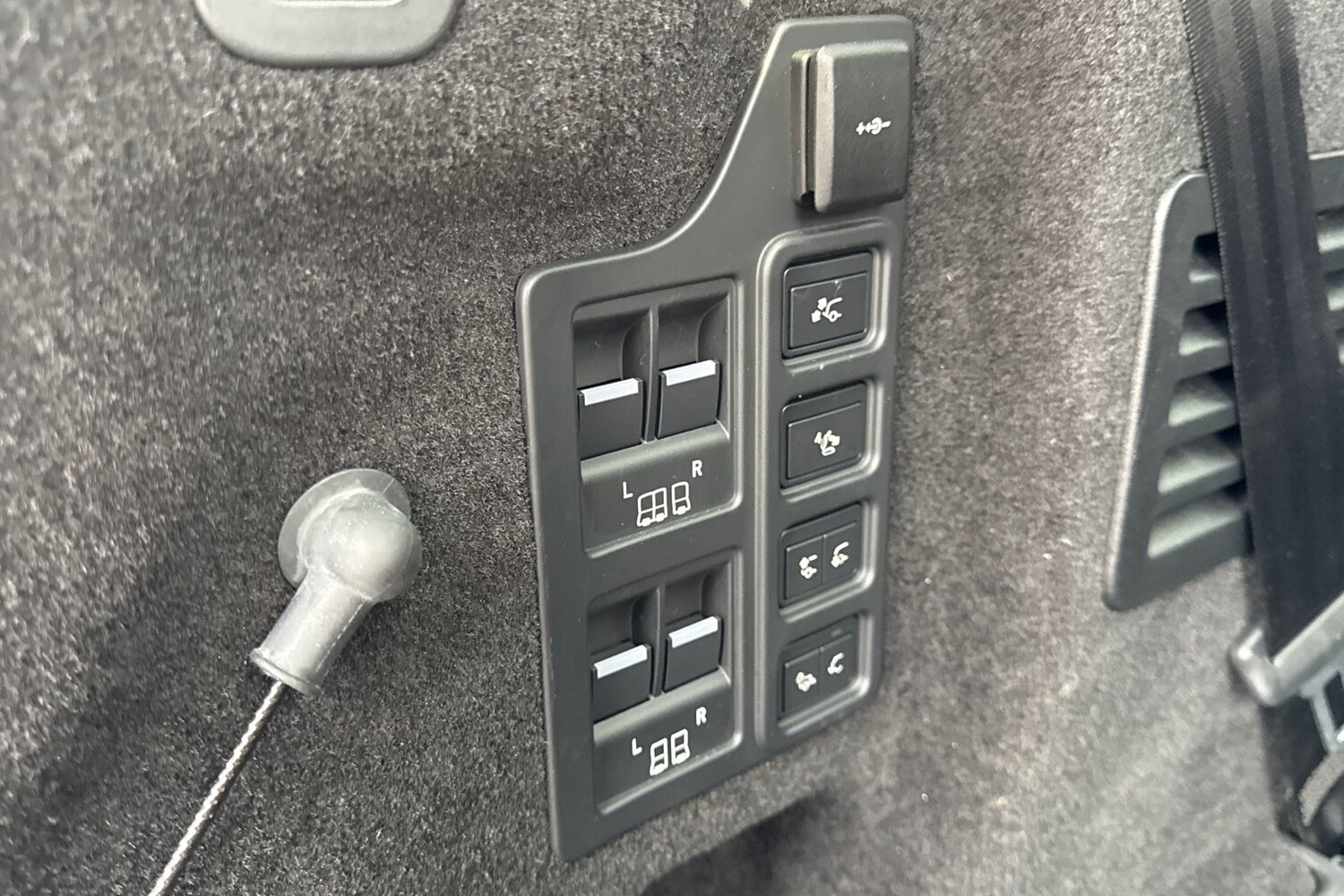 Used Land Rover Discovery 2024 for sale - 77451065: Photo 37