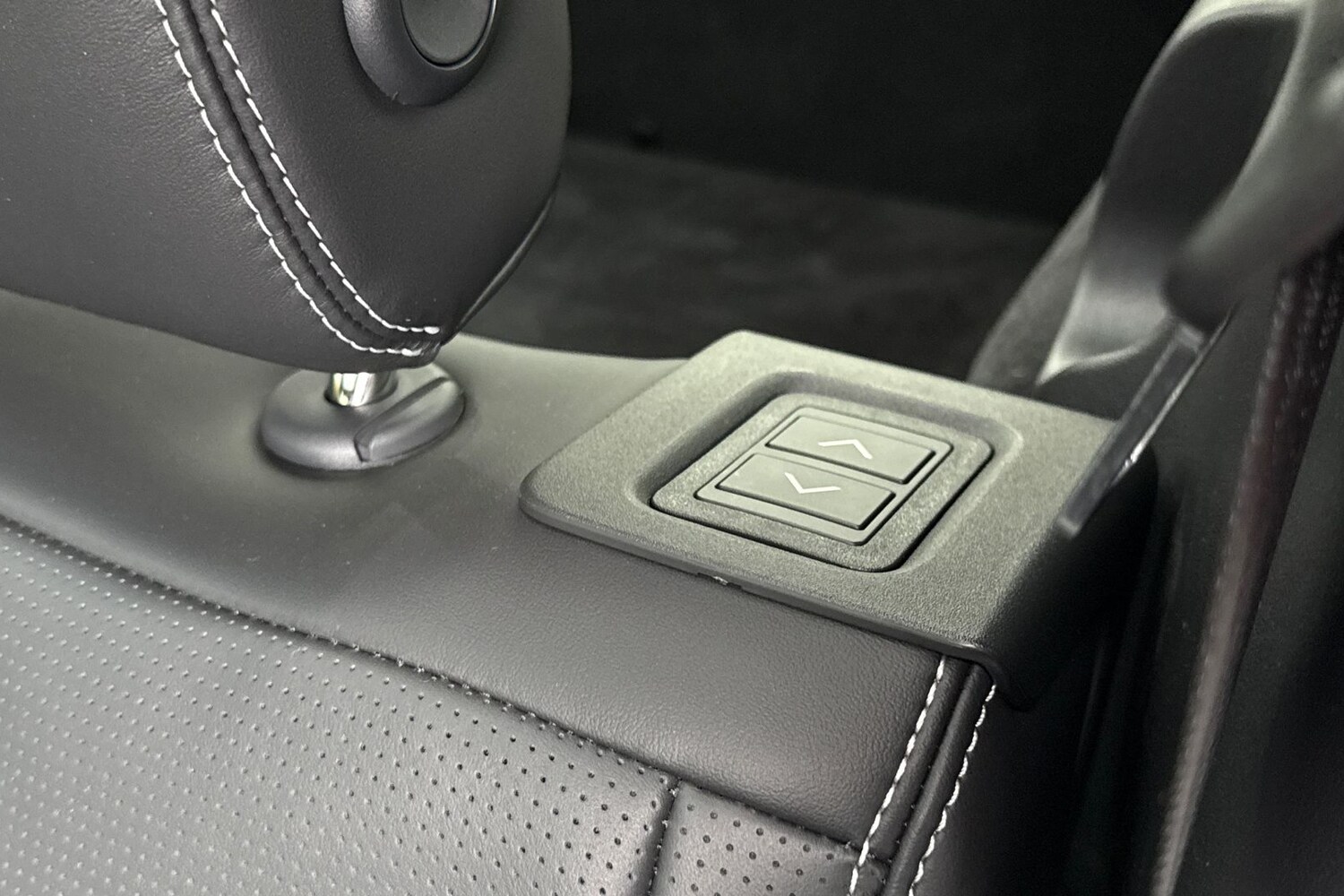 Used Land Rover Discovery 2024 for sale - 77451065: Photo 46