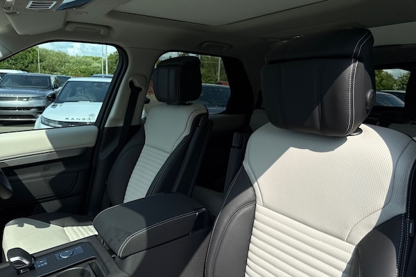 Used Land Rover Discovery 2025 for sale - 75785810: Photo 11