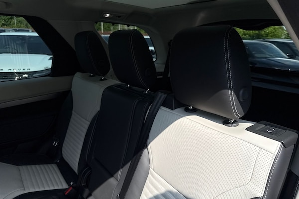 Used Land Rover Discovery 2025 for sale - 75785810: Photo 13