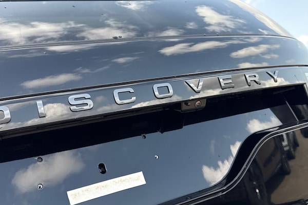 Used Land Rover Discovery 2025 for sale - 75785810: Photo 31